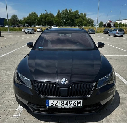 Skoda Superb cena 87000 przebieg: 161000, rok produkcji 2017 z Kraków małe 326